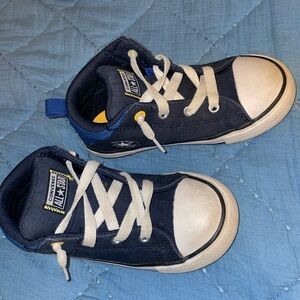 Converse All Star - toddler boys 10 - gently worn. Very cute chucks!